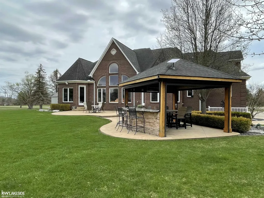21901 31 Mile Road Ray Township MI 48096