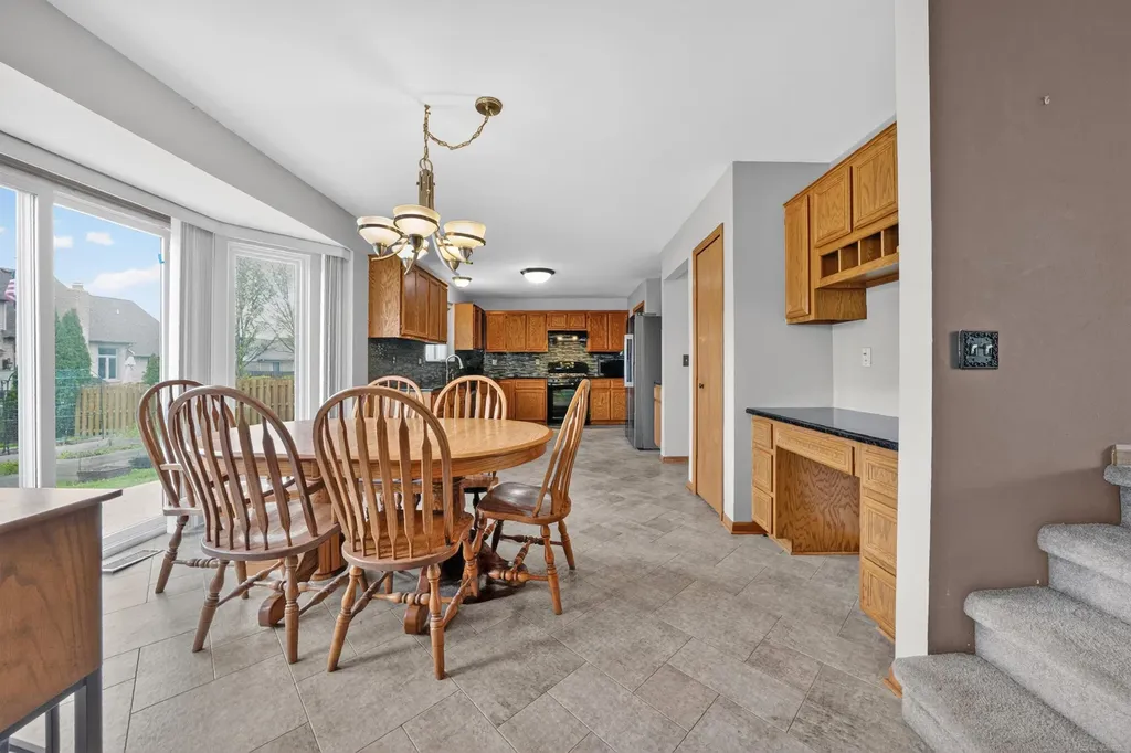49132 Stratford Drive Chesterfield Township MI 48047