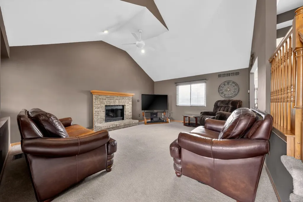 49132 Stratford Drive Chesterfield Township MI 48047