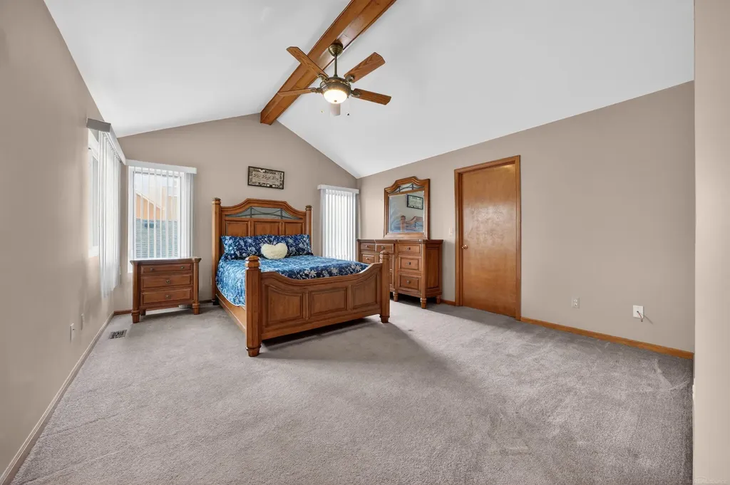49132 Stratford Drive Chesterfield Township MI 48047