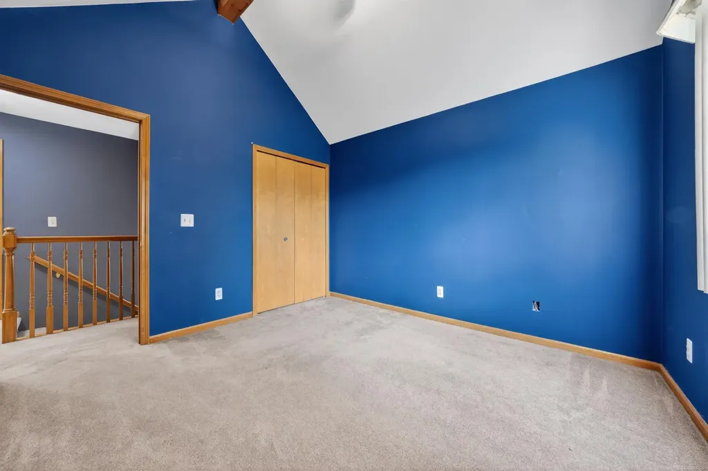 49132 Stratford Drive Chesterfield Township MI 48047