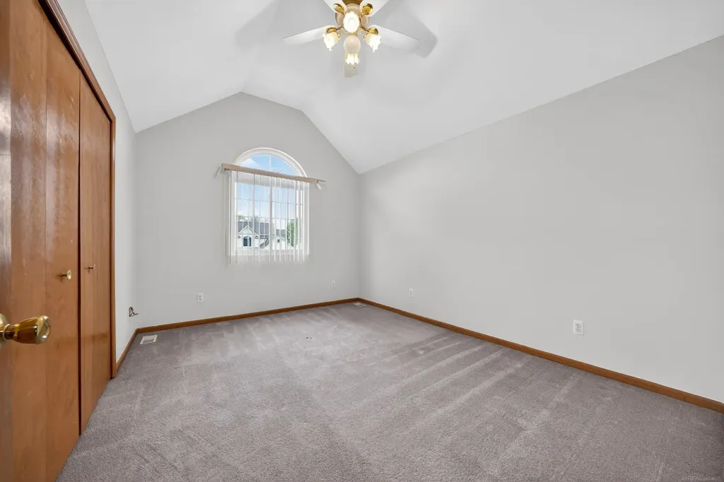 49132 Stratford Drive Chesterfield Township MI 48047