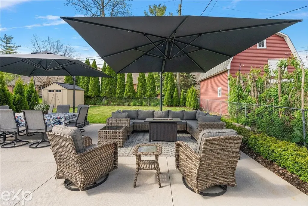 7615 West Road Washington Township MI 48094