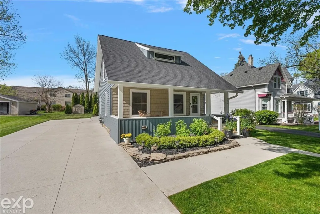 7615 West Road Washington Township MI 48094