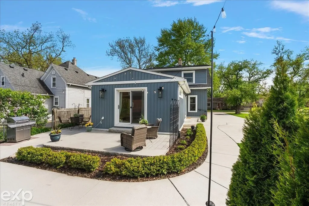 7615 West Road Washington Township MI 48094