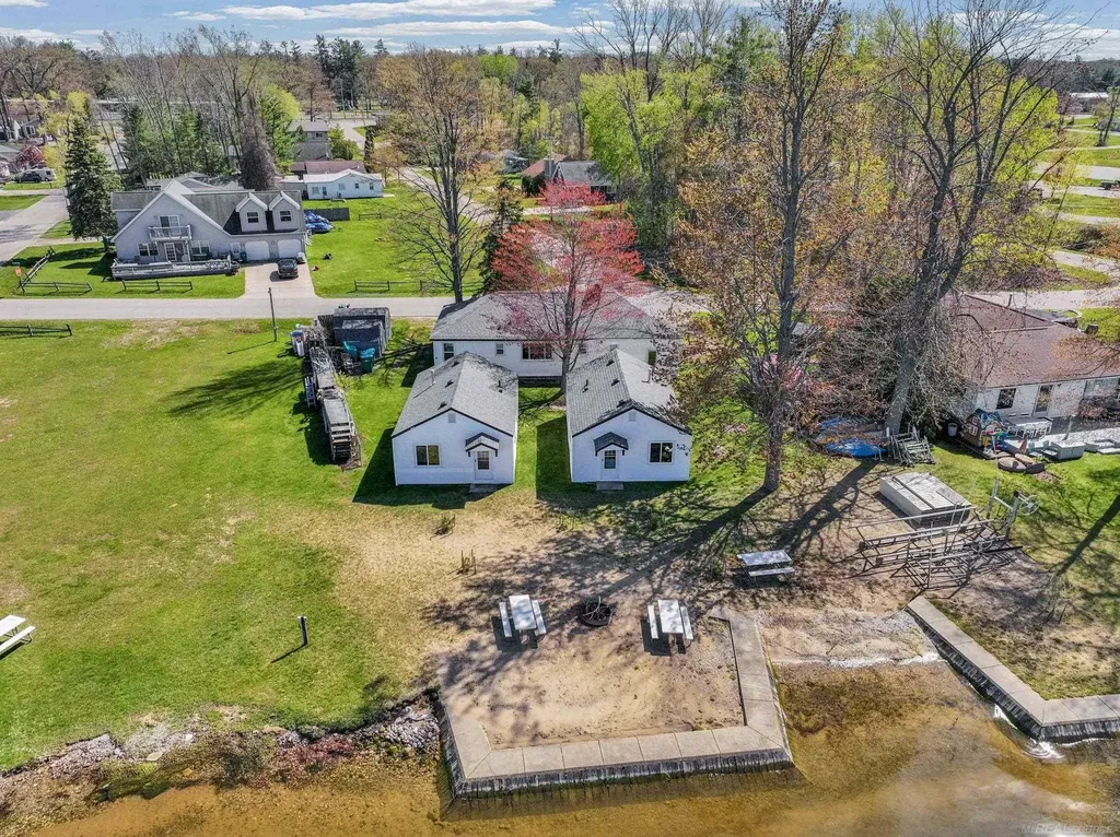 306 Festival Avenue Denton Township MI 48629