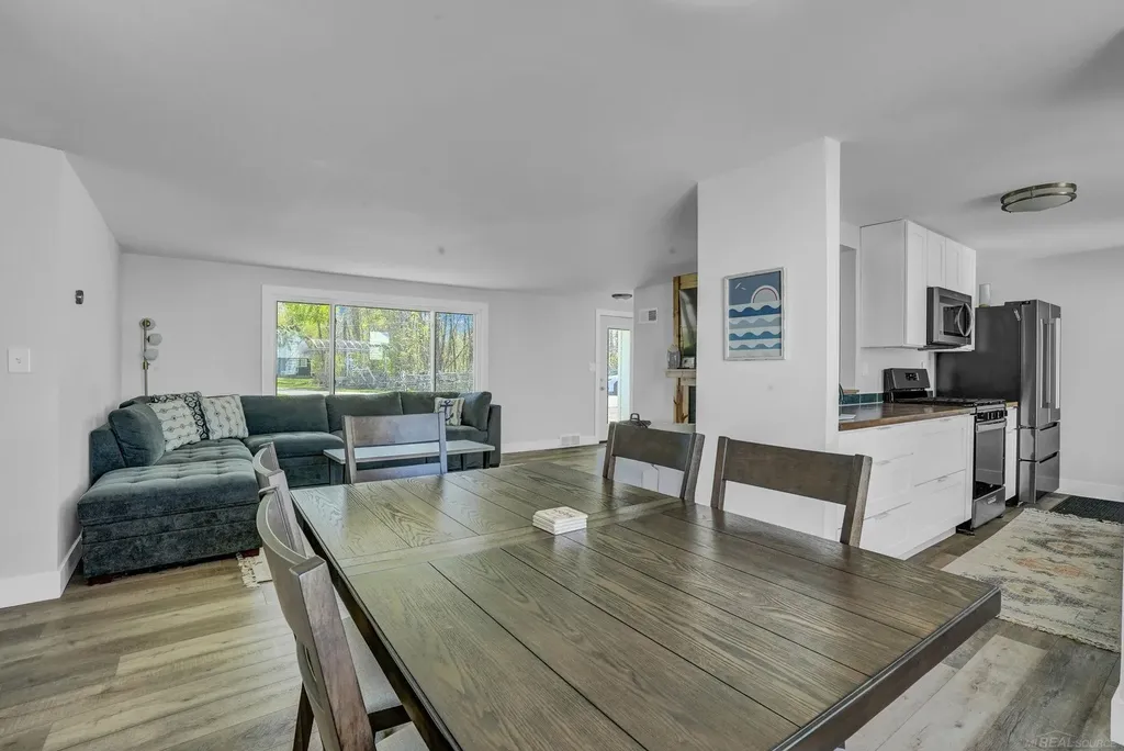 306 Festival Avenue Denton Township MI 48629