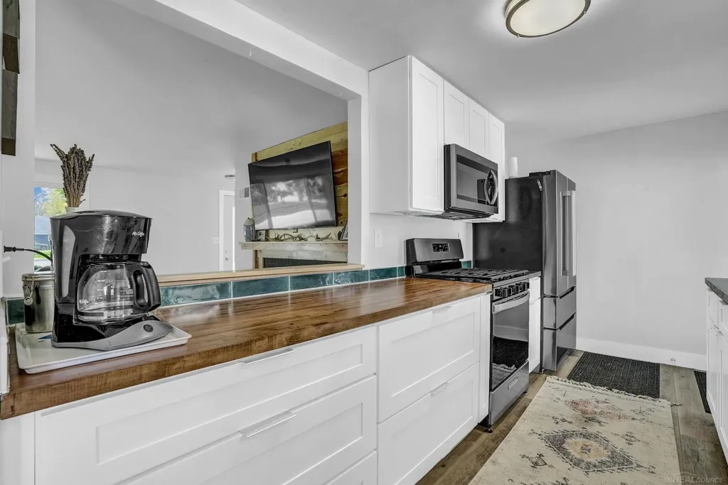 306 Festival Avenue Denton Township MI 48629