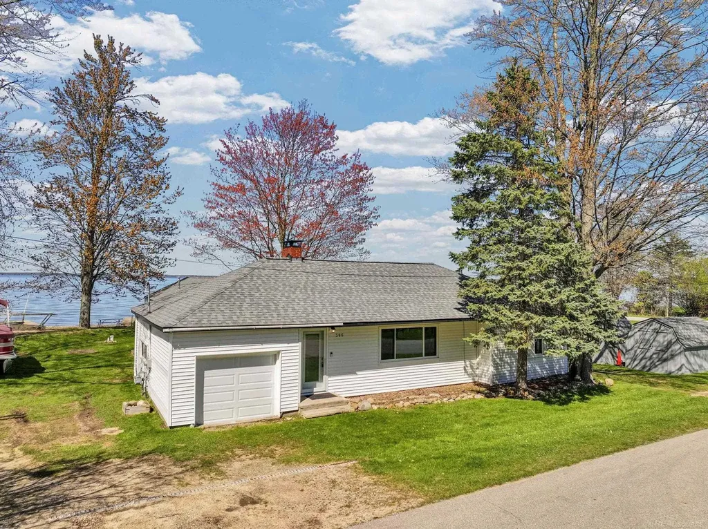 306 Festival Avenue Denton Township MI 48629