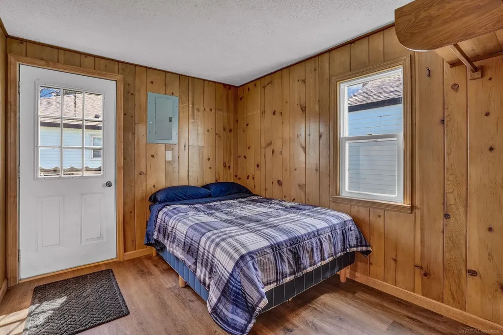 306 Festival Avenue Denton Township MI 48629