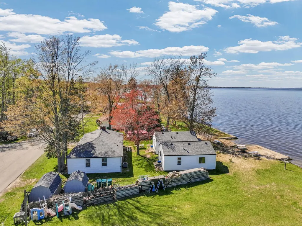306 Festival Avenue Denton Township MI 48629