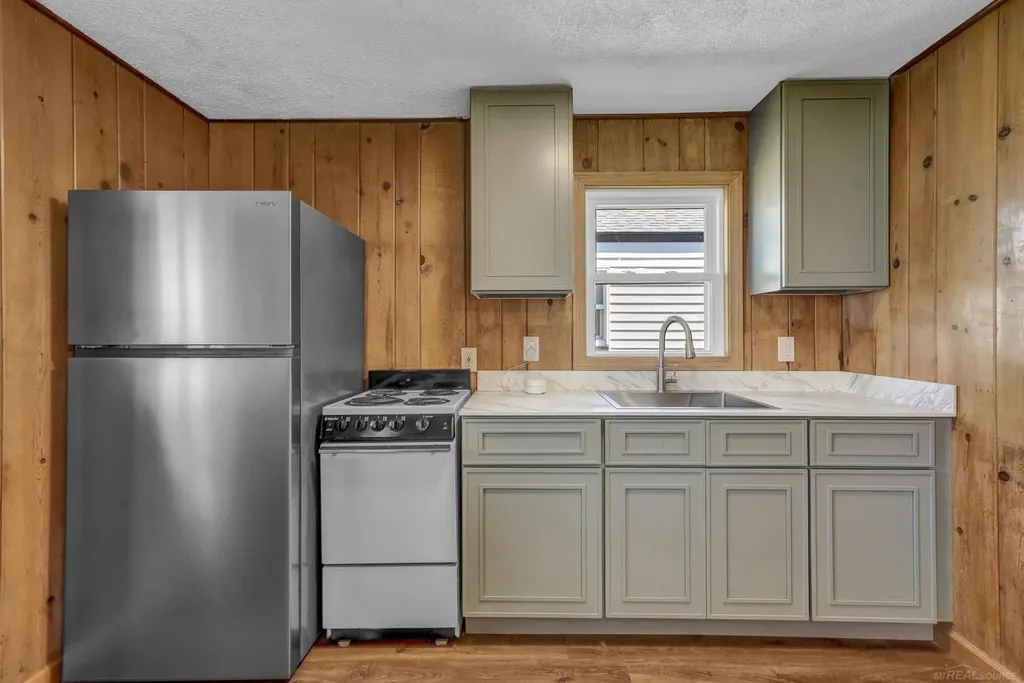 306 Festival Avenue Denton Township MI 48629