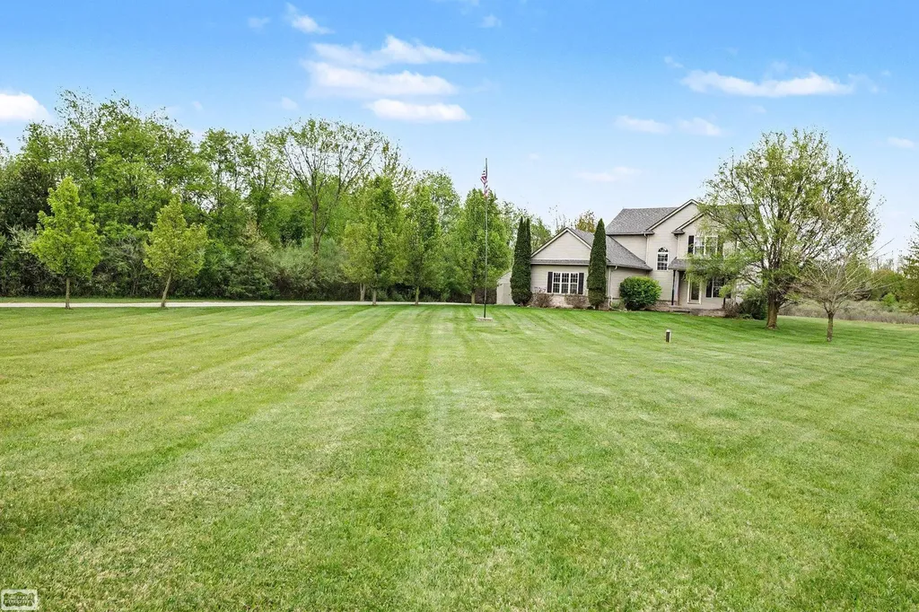 12525 Metcalf Road Emmett Township MI 48022