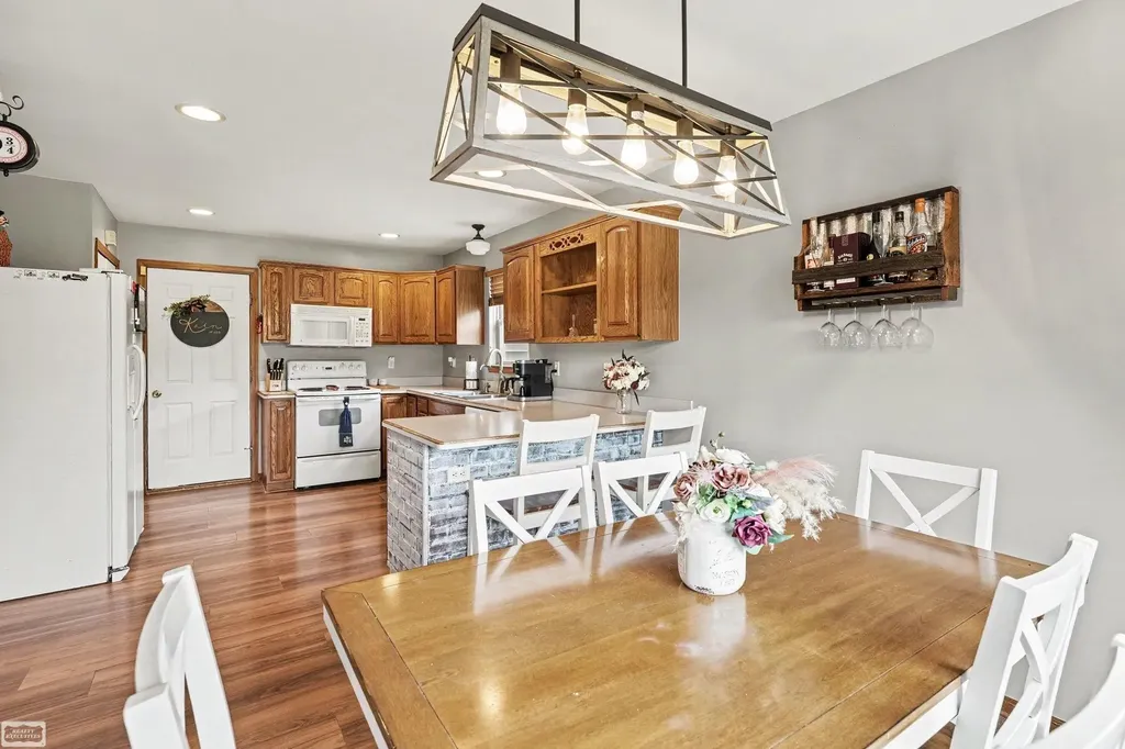 12525 Metcalf Road Emmett Township MI 48022