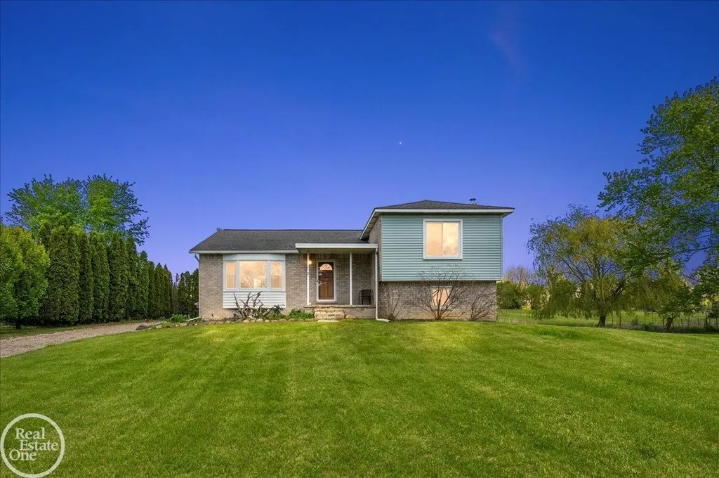 3219 Newark Road Attica Township MI 48412
