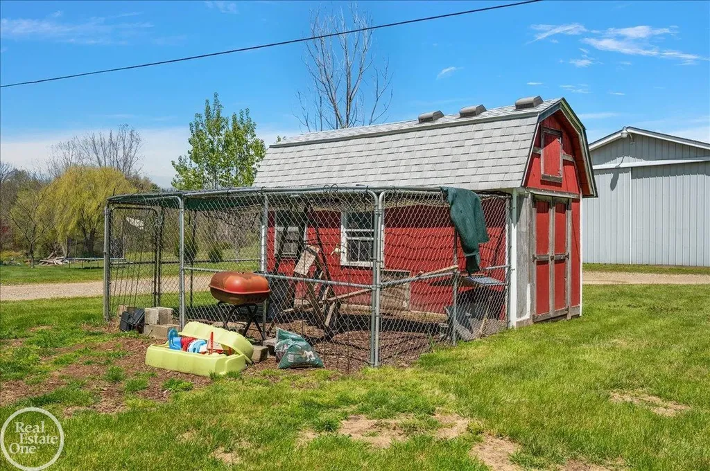 3219 Newark Road Attica Township MI 48412