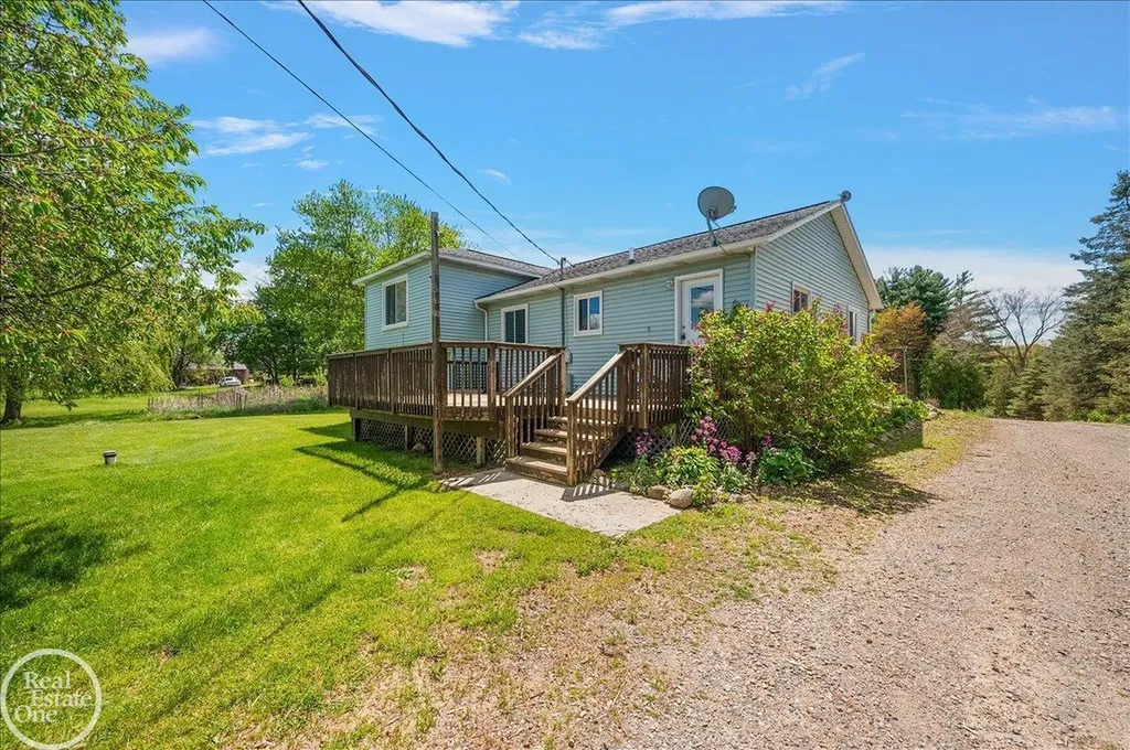3219 Newark Road Attica Township MI 48412