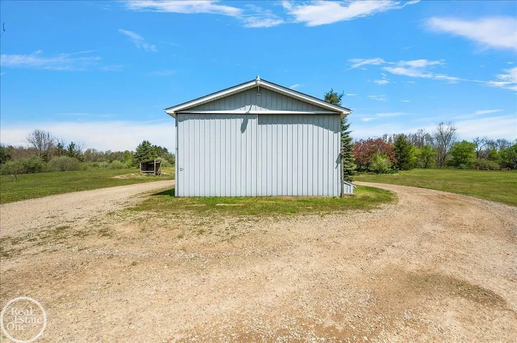 3219 Newark Road Attica Township MI 48412