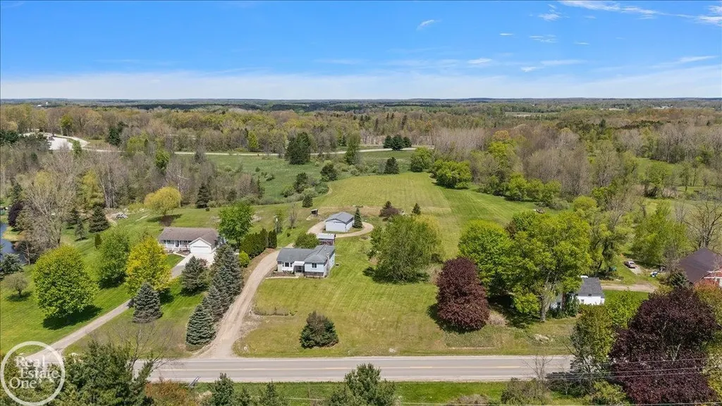 3219 Newark Road Attica Township MI 48412