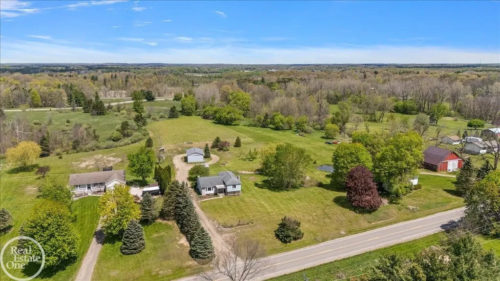 3219 Newark Road Attica Township MI 48412