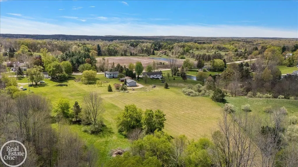 3219 Newark Road Attica Township MI 48412