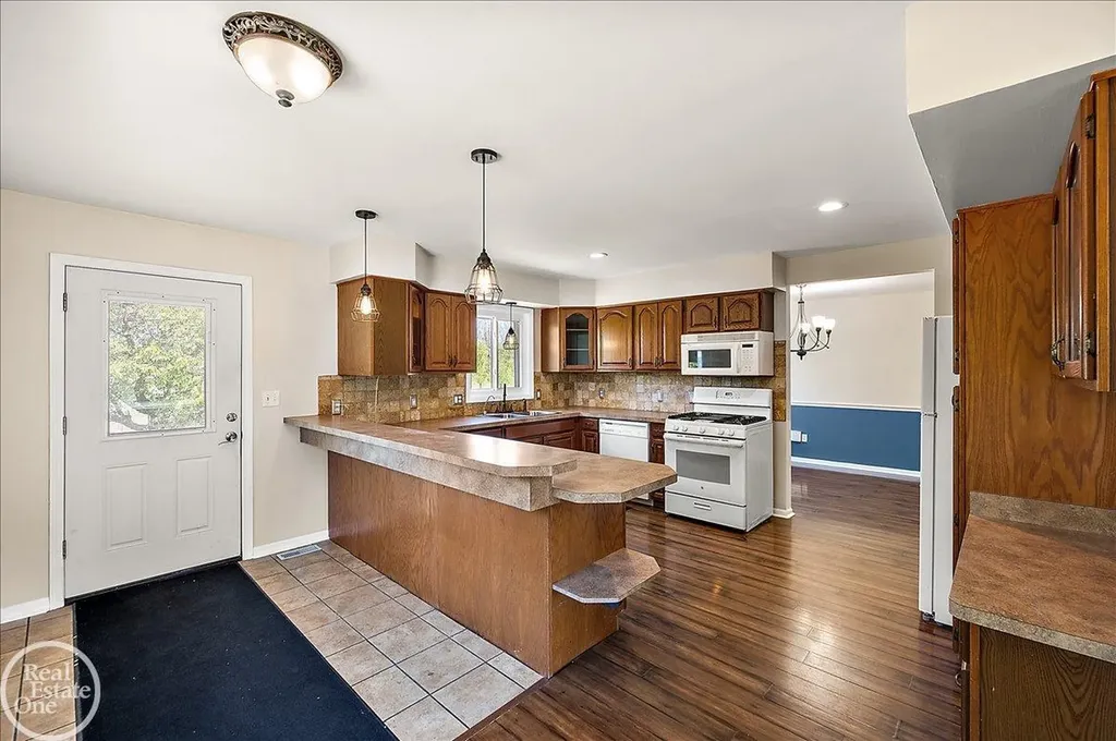 3219 Newark Road Attica Township MI 48412