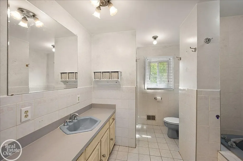 3219 Newark Road Attica Township MI 48412