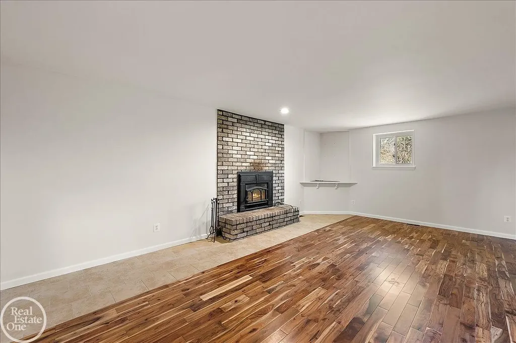 3219 Newark Road Attica Township MI 48412