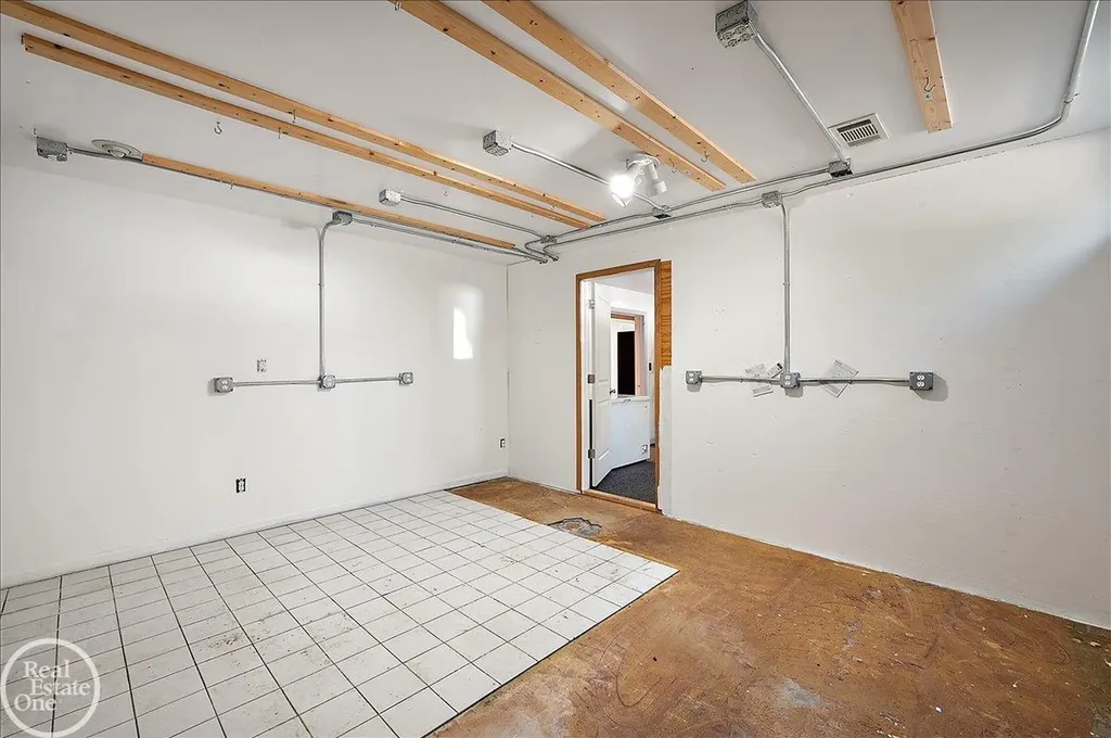 3219 Newark Road Attica Township MI 48412