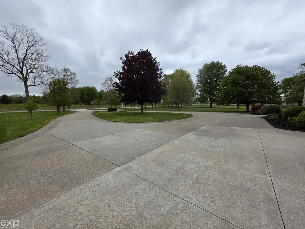 53203 Foss Road Macomb Township MI 48042