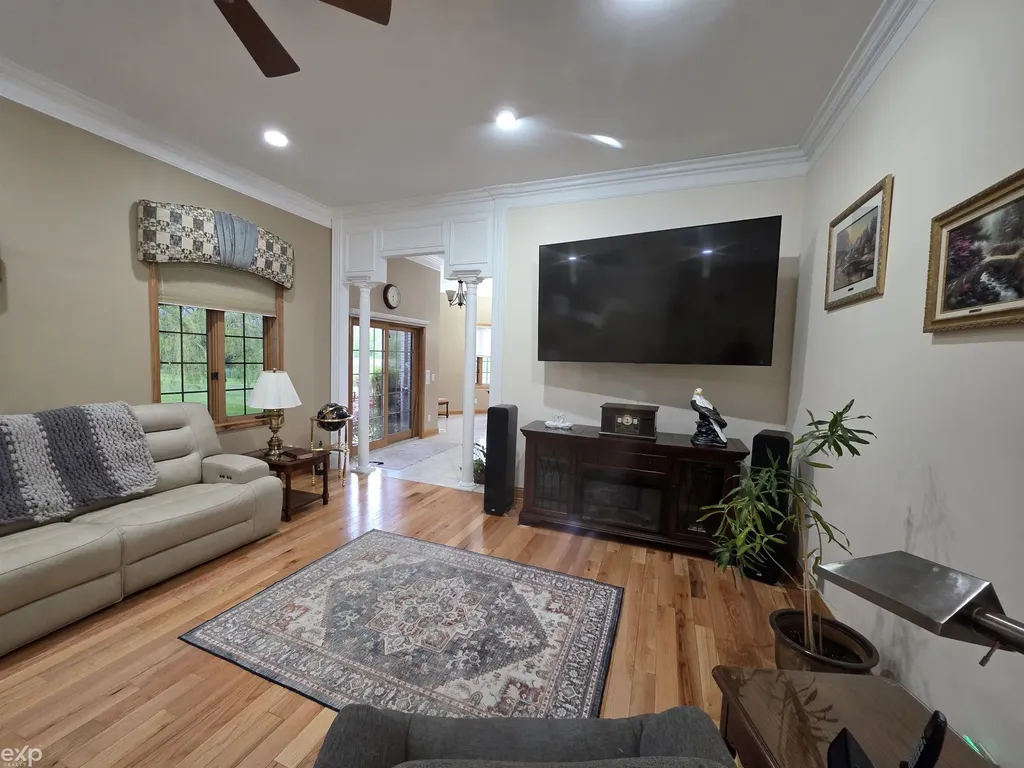 53203 Foss Road Macomb Township MI 48042