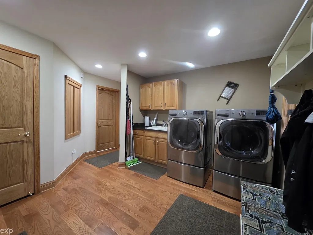 53203 Foss Road Macomb Township MI 48042
