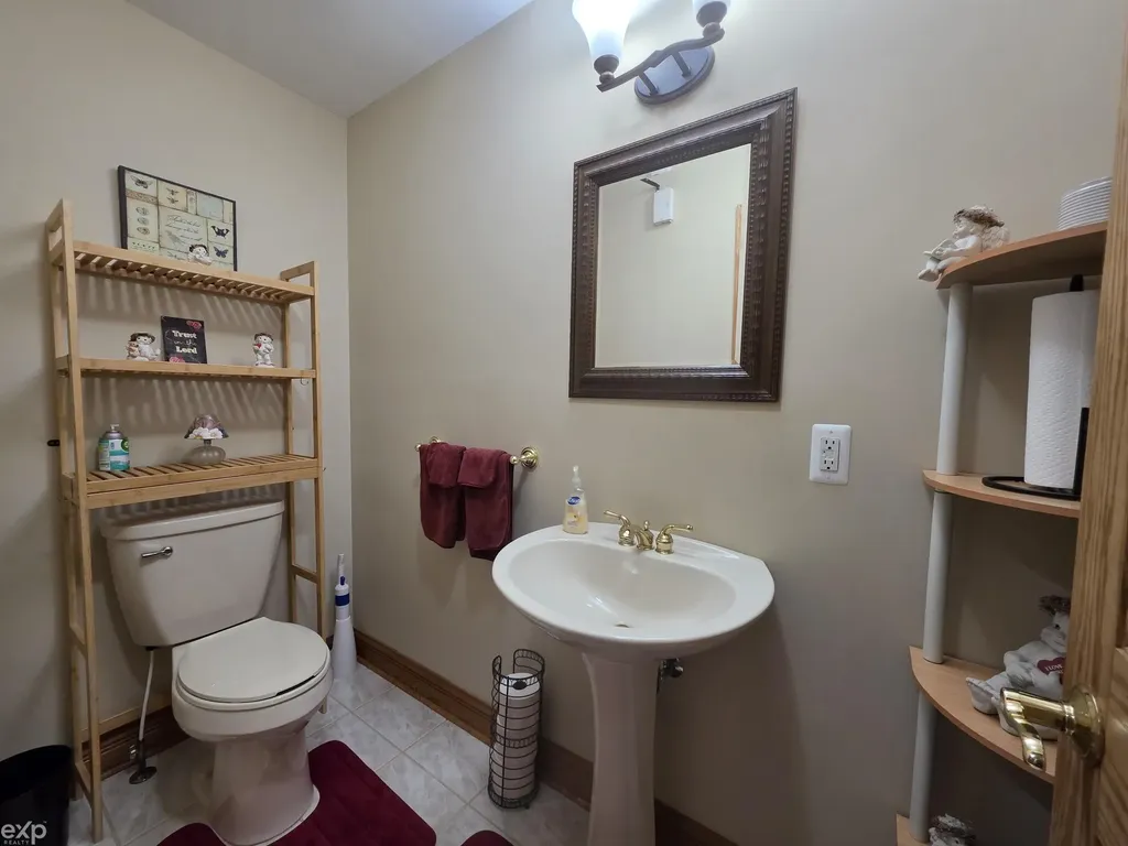 53203 Foss Road Macomb Township MI 48042