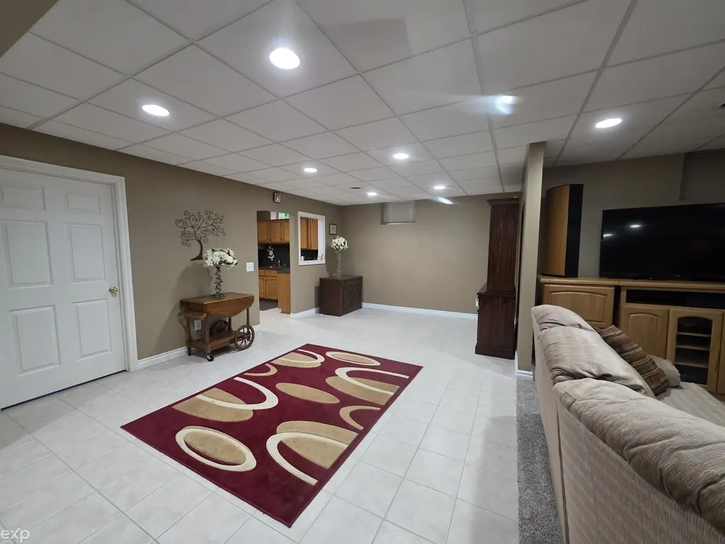 53203 Foss Road Macomb Township MI 48042