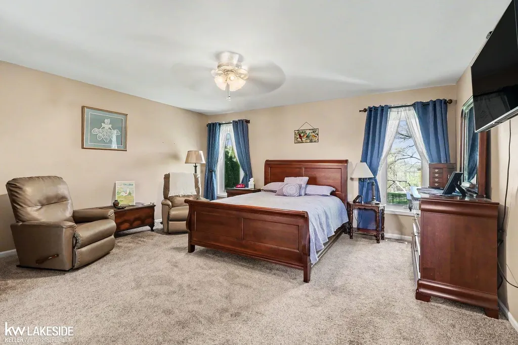 47619 Lamplighter Trail Macomb Township MI 48044