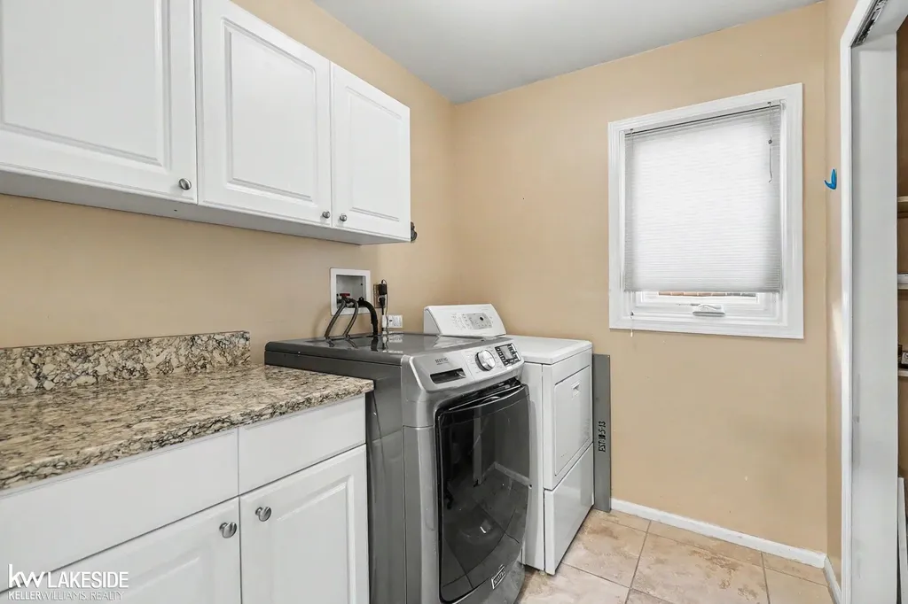 47619 Lamplighter Trail Macomb Township MI 48044