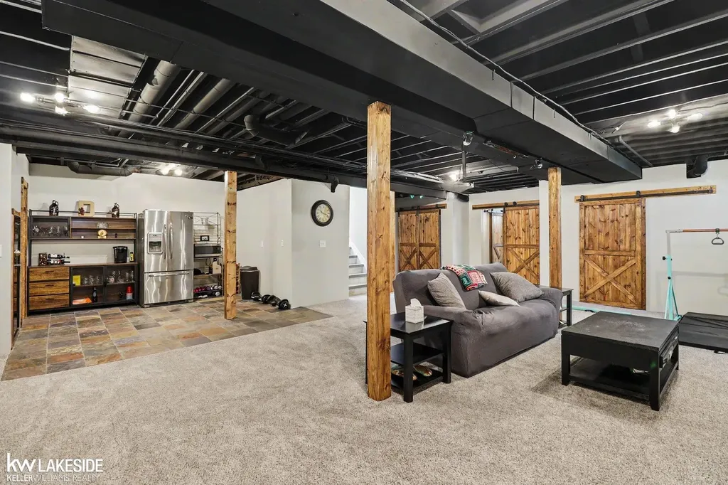 47619 Lamplighter Trail Macomb Township MI 48044