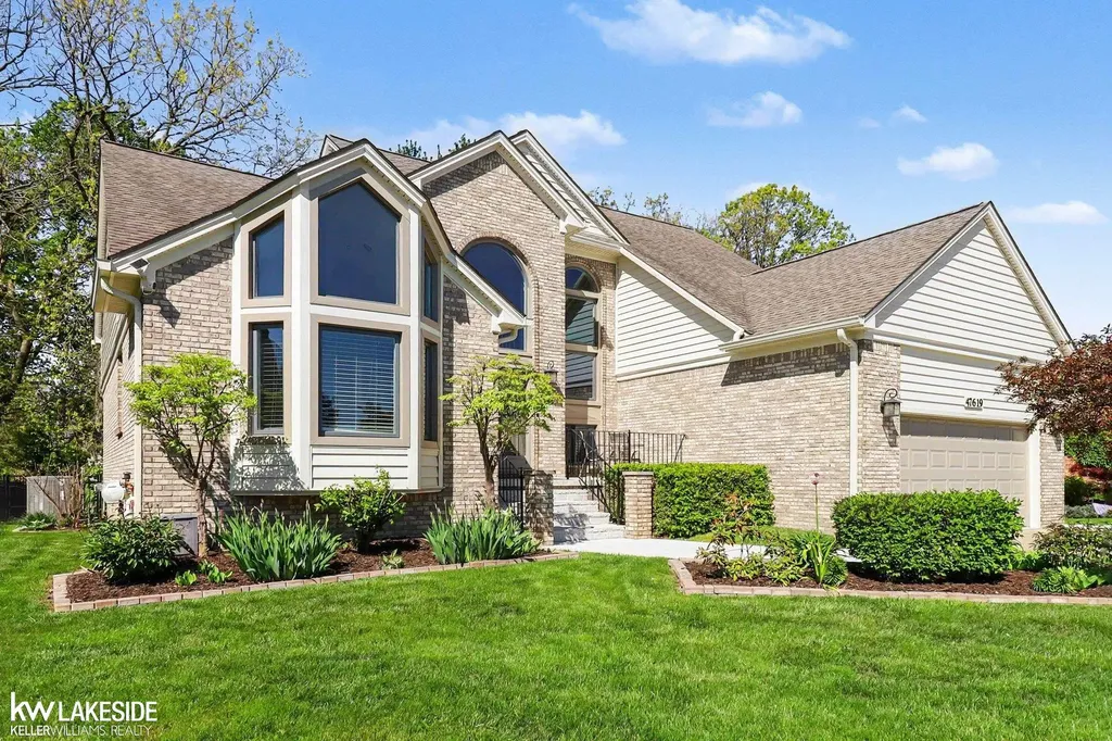 47619 Lamplighter Trail Macomb Township MI 48044