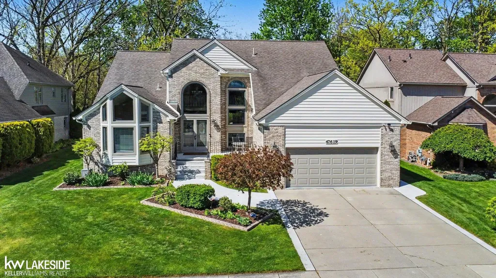 47619 Lamplighter Trail Macomb Township MI 48044