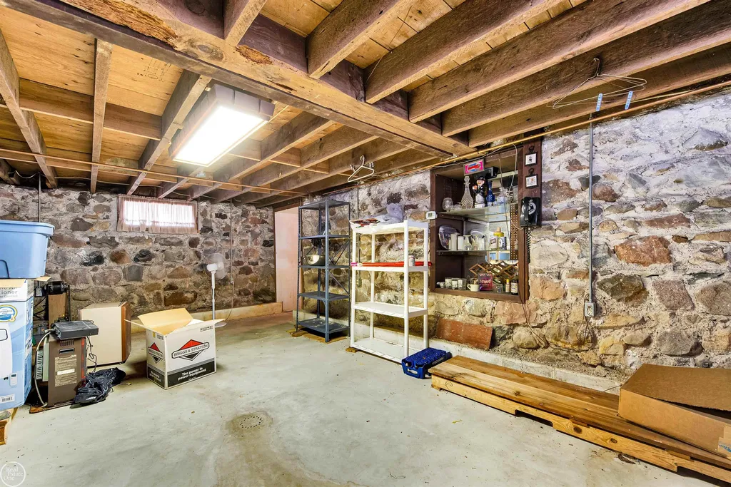 15594 Bryce Road Mussey Township MI 48014