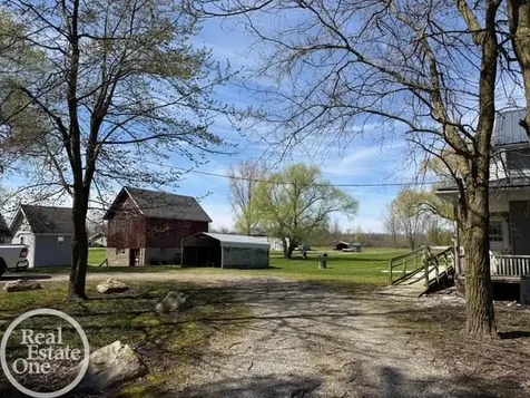 15594 Bryce Road Capac Village MI 48014