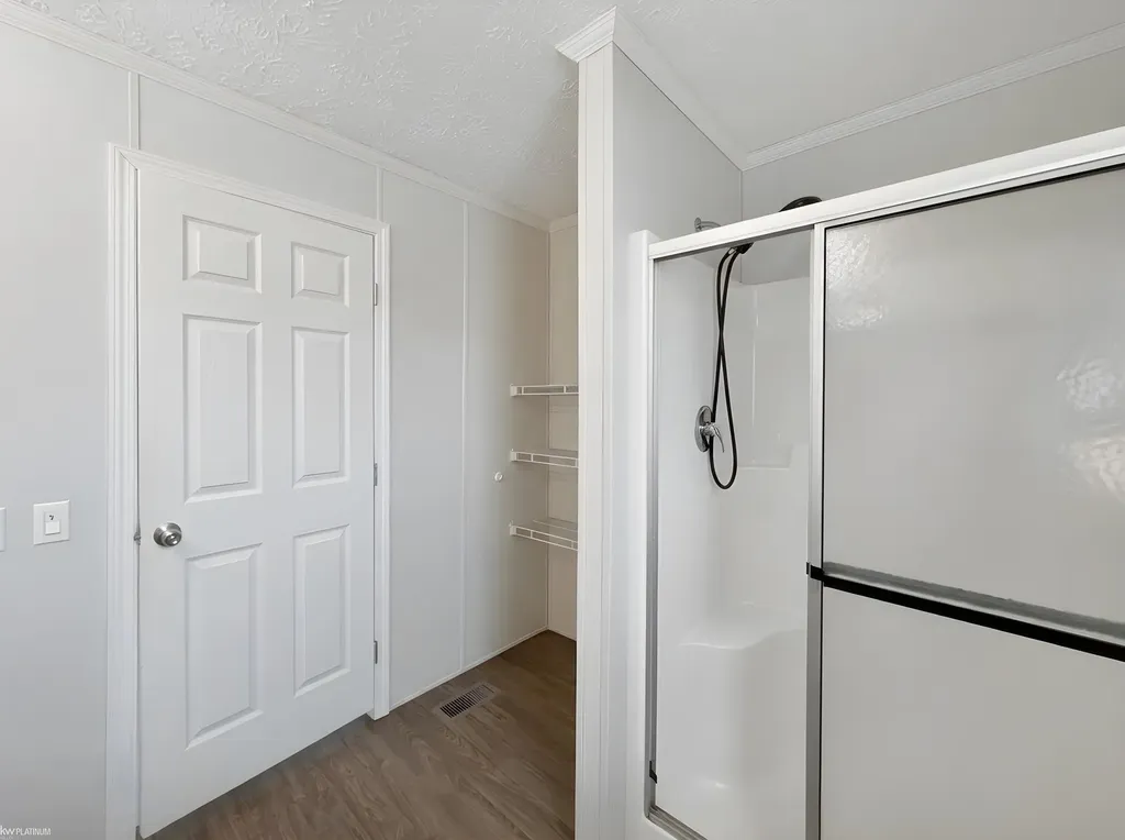 38051 Pardo Drive Clinton Charter Township MI 48038
