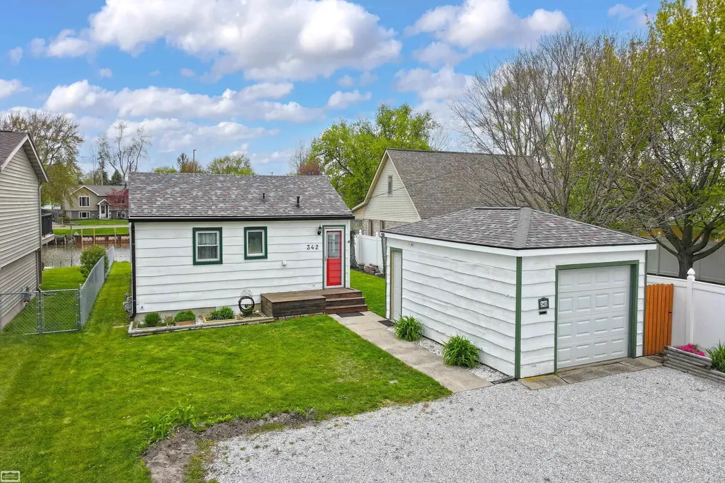 342 S Mary Street Marine City City MI 48039
