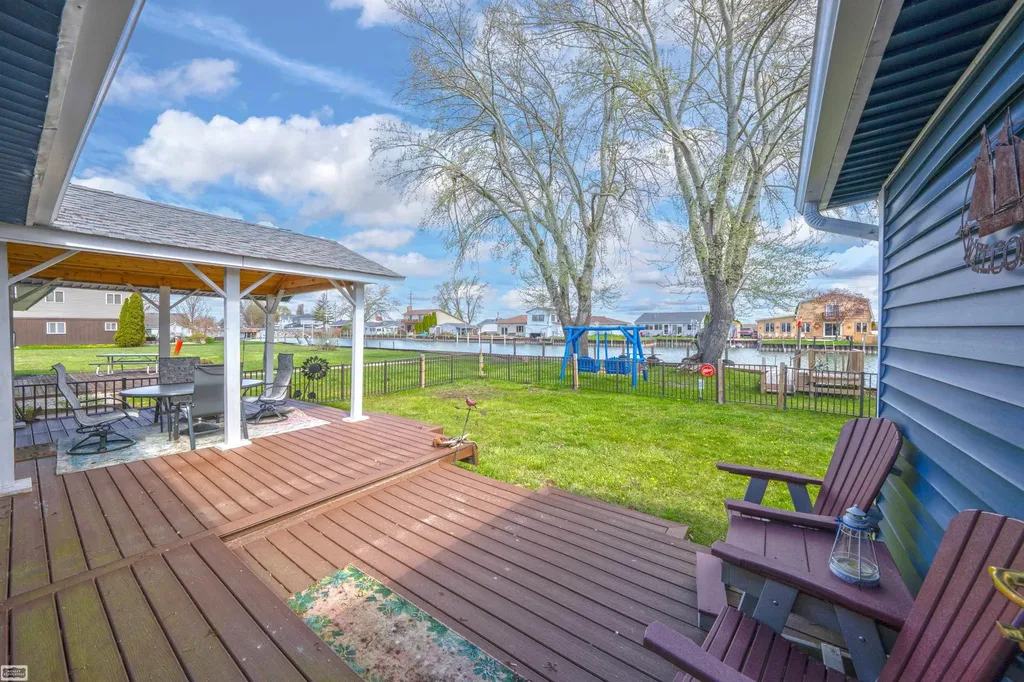 6334 Marina Drive Clay Township MI 48001