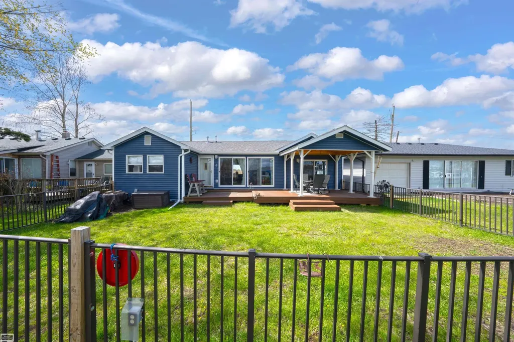 6334 Marina Drive Clay Township MI 48001