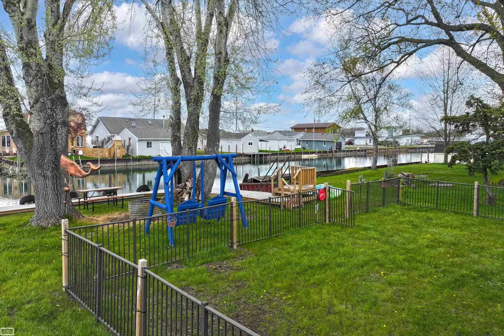 6334 Marina Drive Clay Township MI 48001