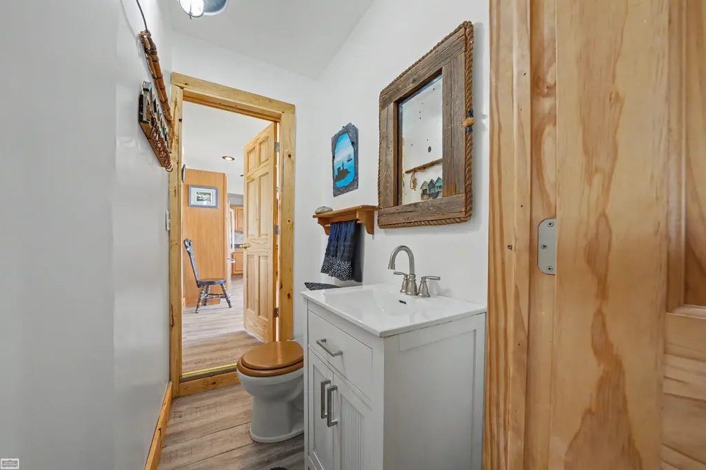 6334 Marina Drive Clay Township MI 48001