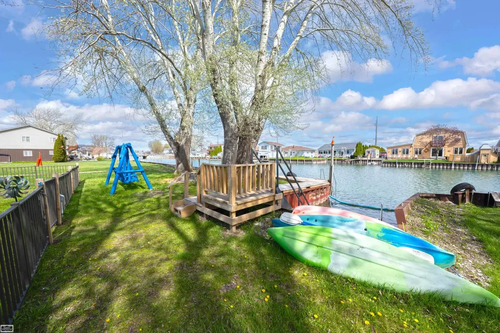 6334 Marina Drive Clay Township MI 48001