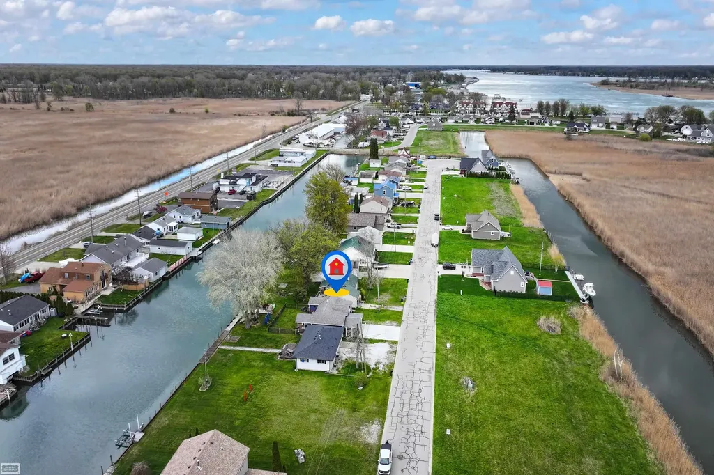 6334 Marina Drive Clay Township MI 48001