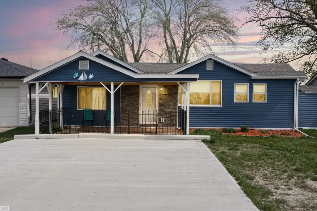 6334 Marina Drive Clay Township MI 48001